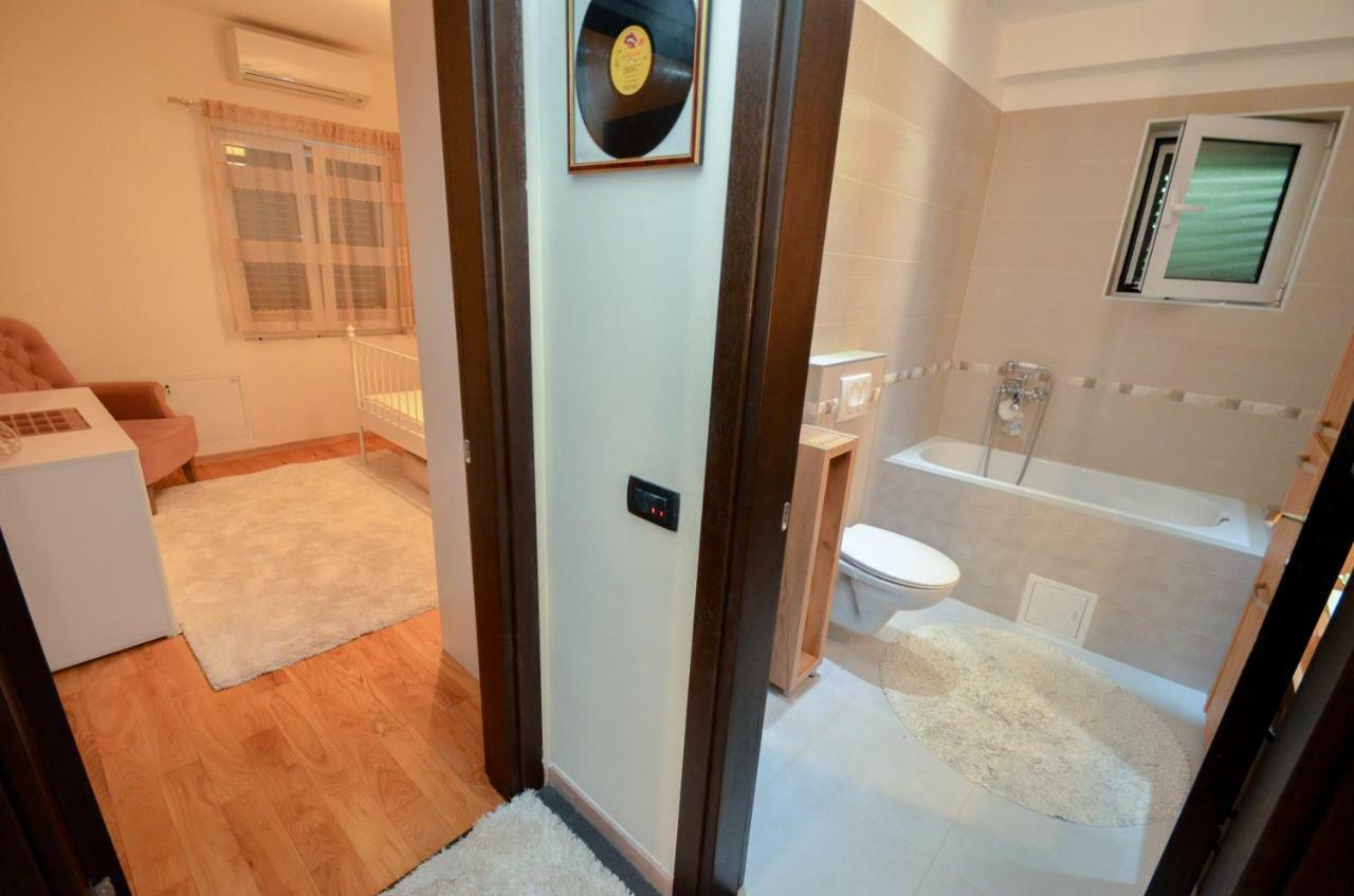 Apartment Radulovic Kotor Eksteriør bilde