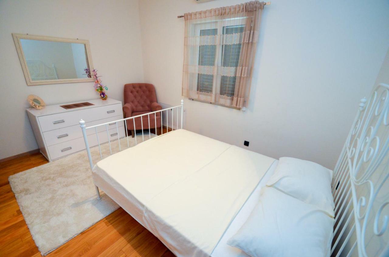 Apartment Radulovic Kotor Eksteriør bilde